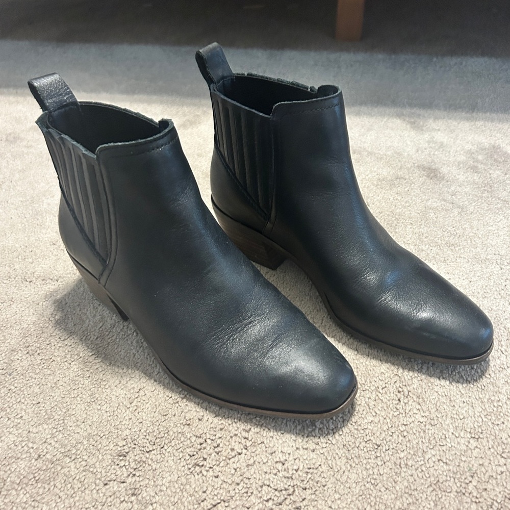 Lucky Brand black leather booties